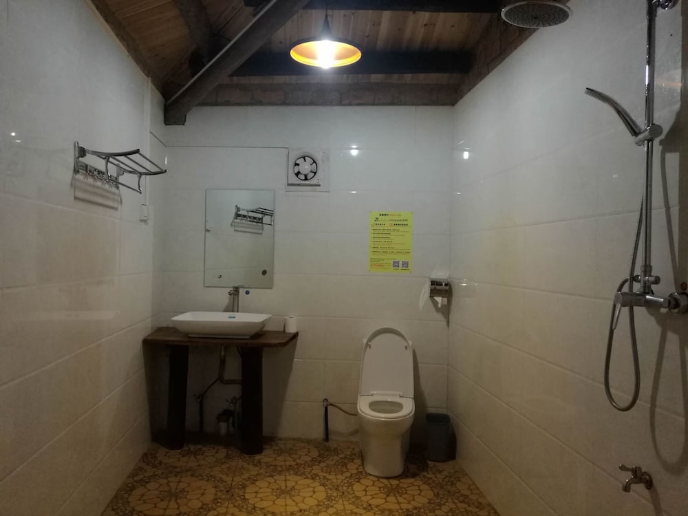 Yang Shuo Loong Old House 28/28