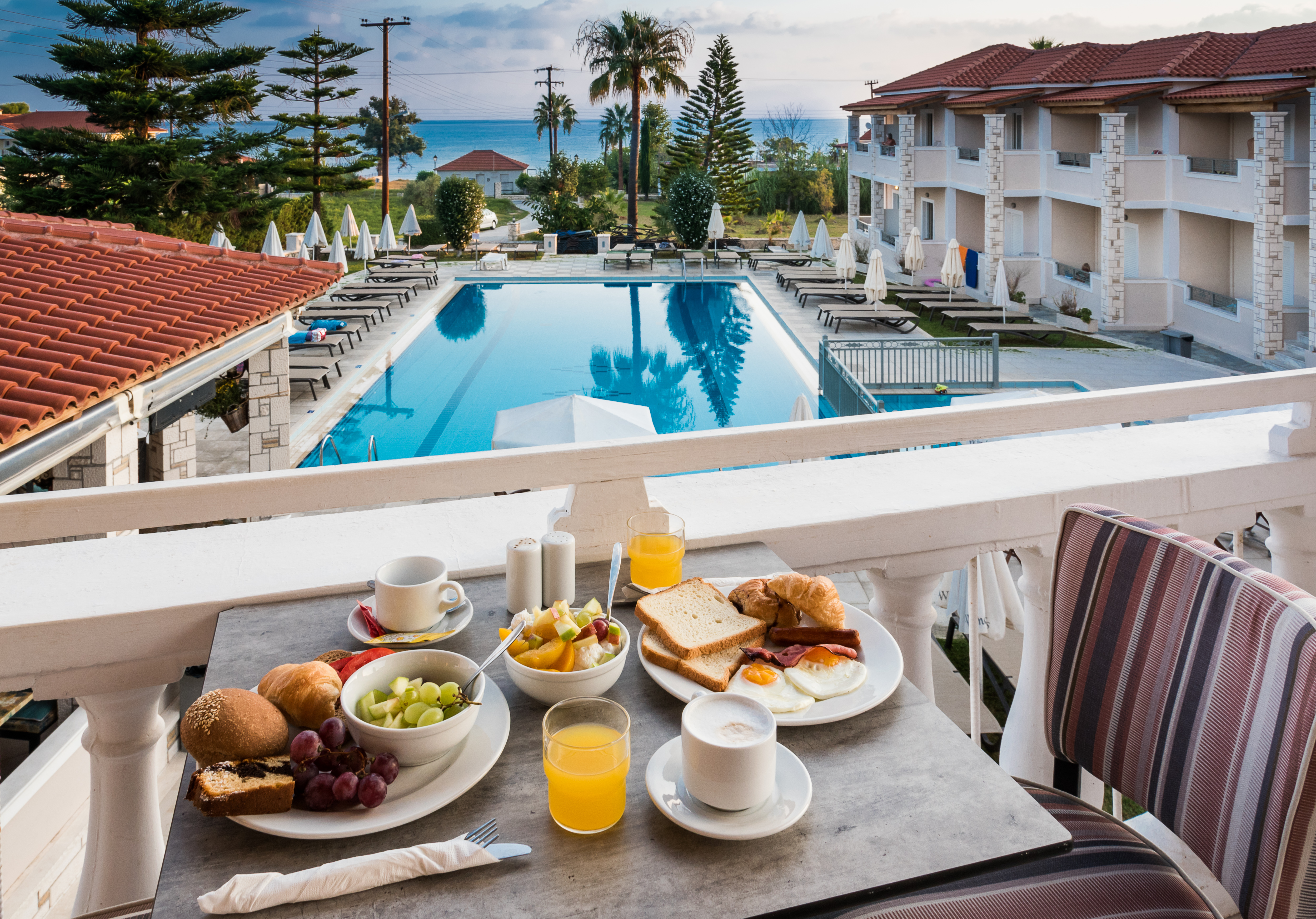 Windmill Hotel 25/41