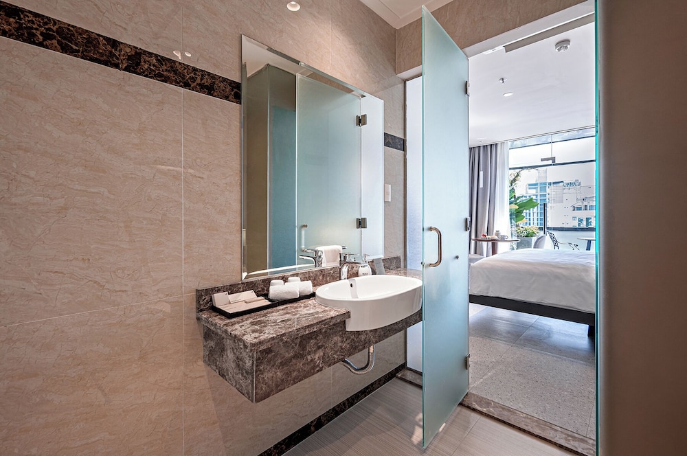 M Village Hotel Ly Tu Trong, a brand of Modern Village Lifestyle 35/35