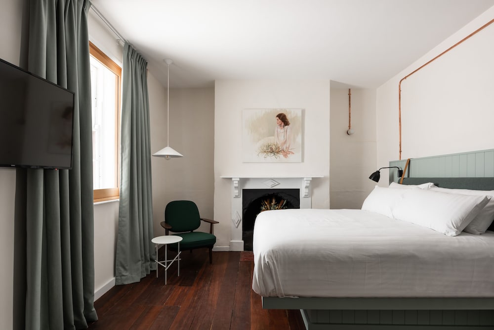 Garde Hotel (Warders Hotel) 14/46