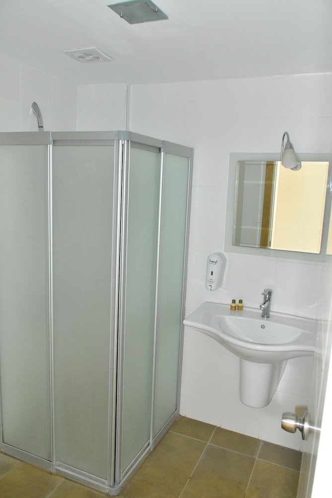 Diana Suite 9/47