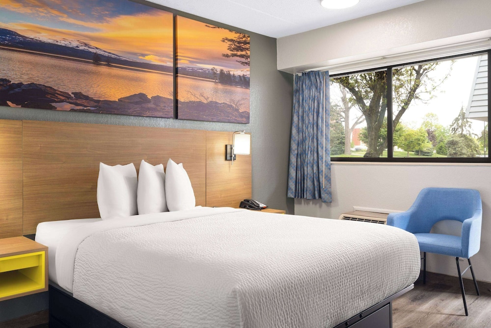 Days Inn by Wyndham Columbus/Worthington 16/43