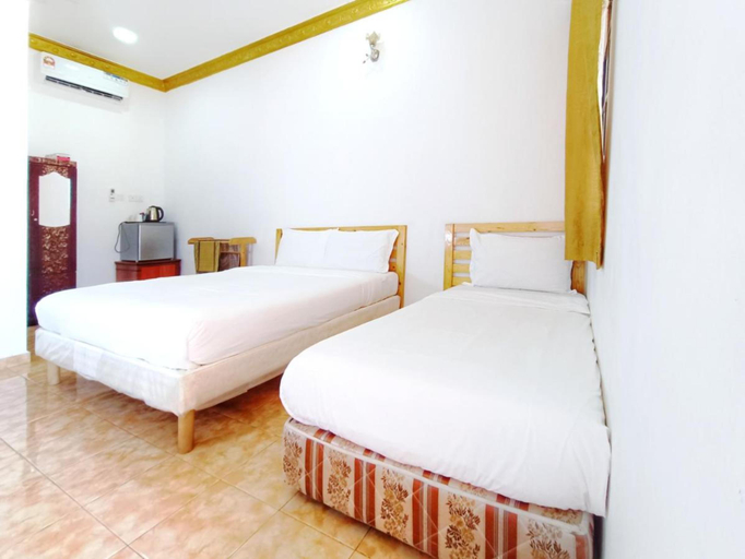 Chalet Yunie Marang by RVH 5/10