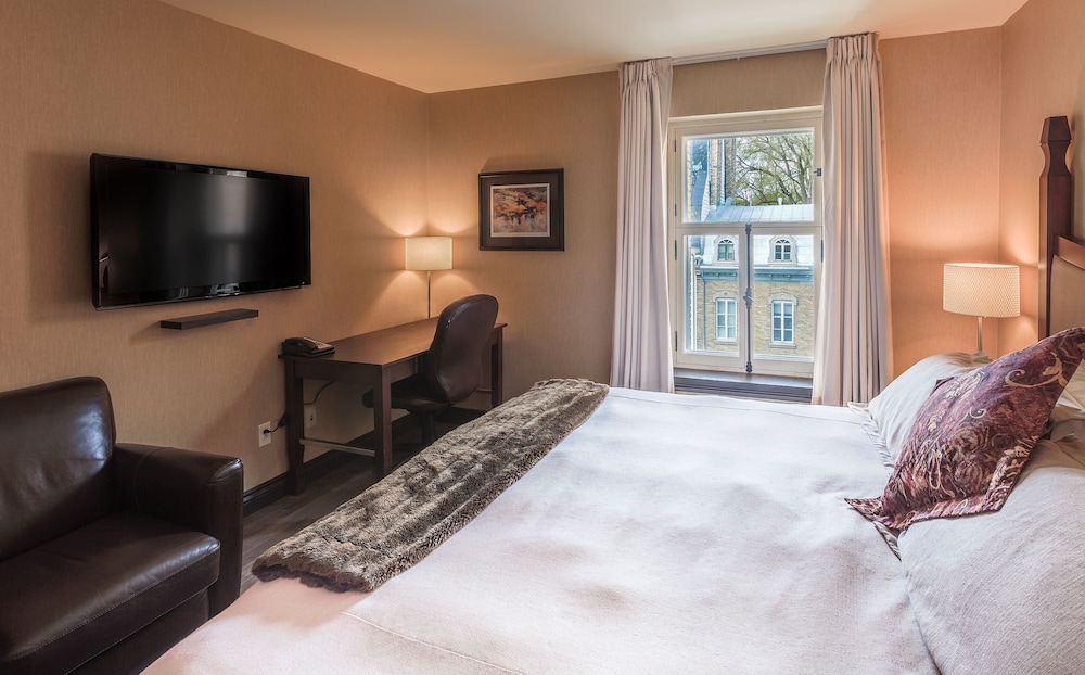 Chateau Bellevue Hotel 15/45