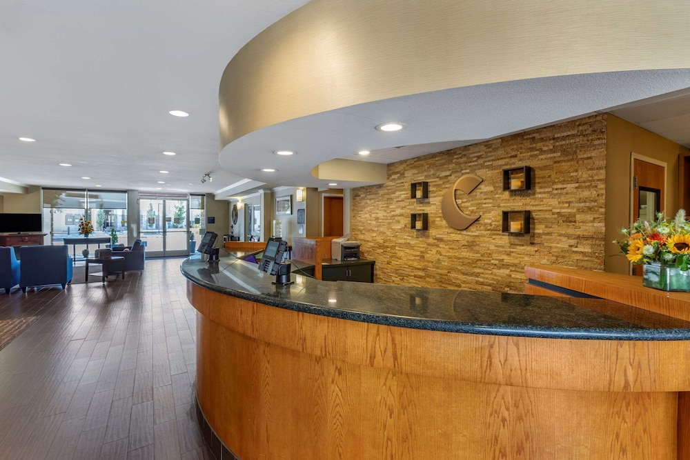 Comfort Suites Visalia - Convention Center 7/41