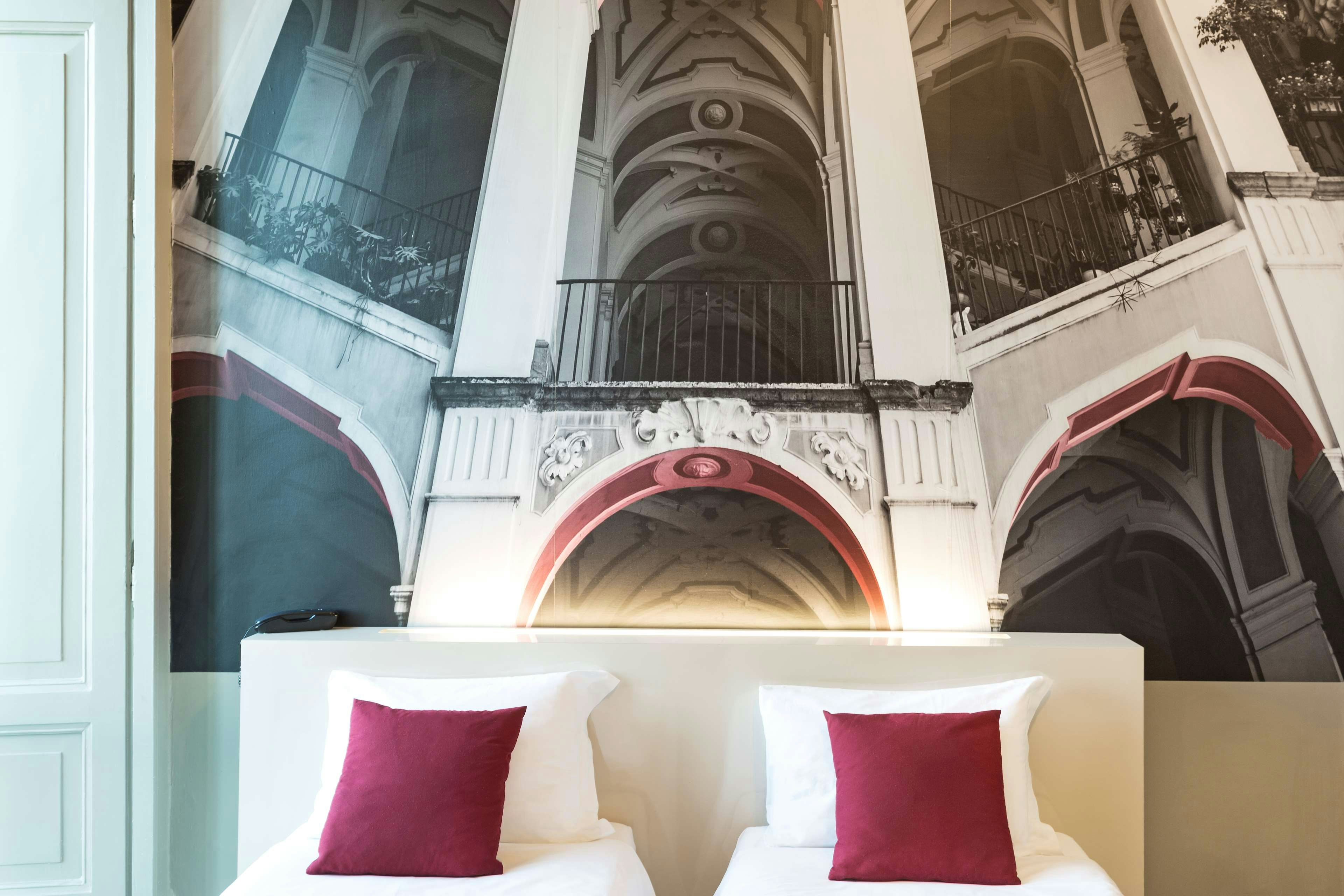 B&B Hotel Napoli 12/60