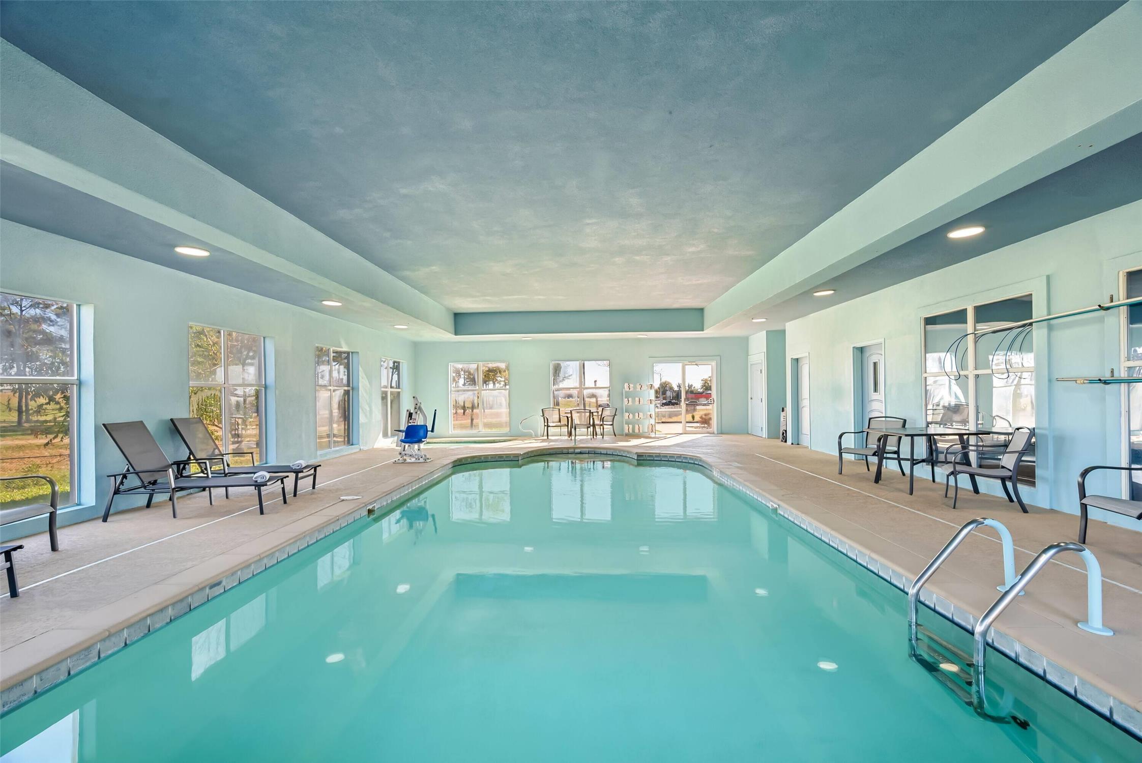 La Quinta Inn & Suites by Wyndham Searcy 11/32