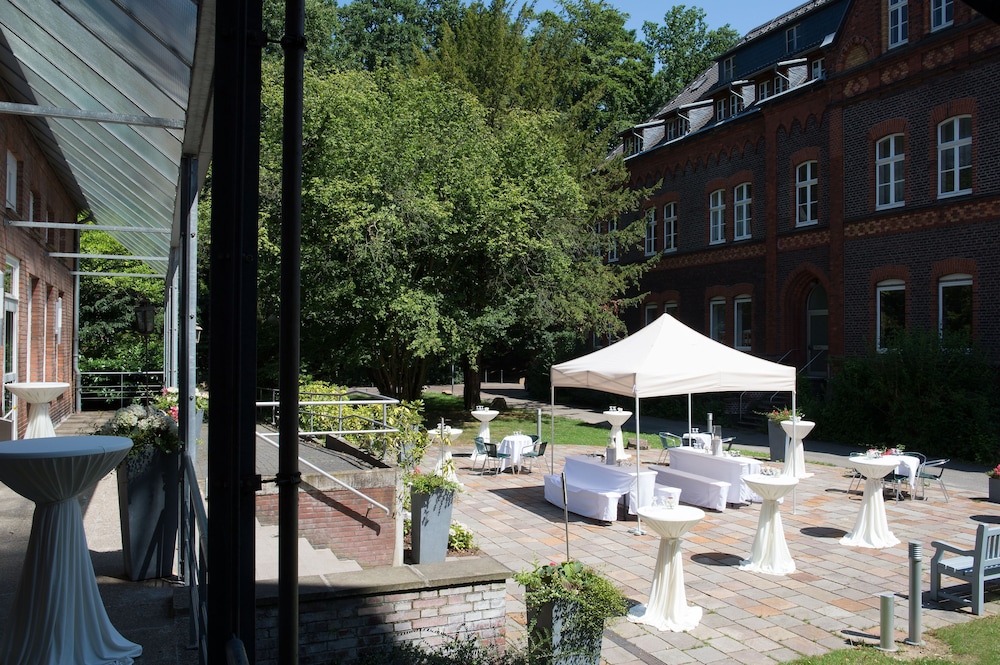 Mutterhaus Dusseldorf Hotel 17/20