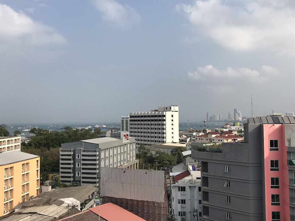 Pattaya Hiso Hotel 60/65