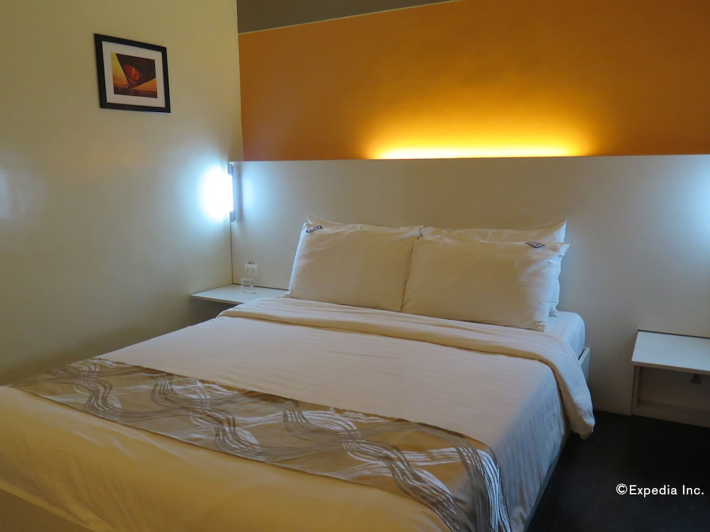 Pillows Hotel 13/63