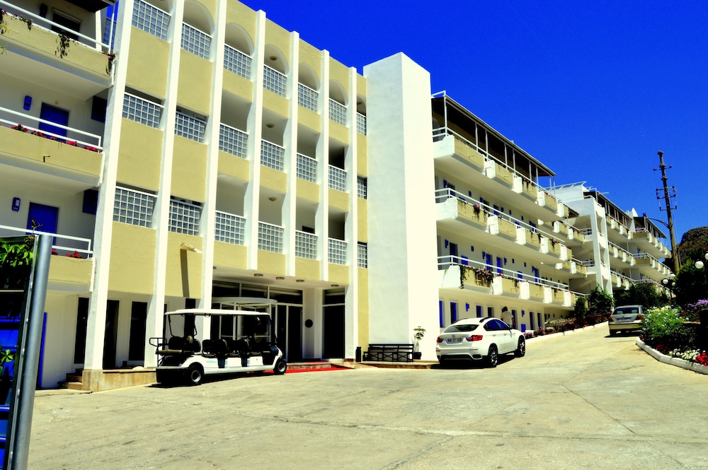 Asr-I Ala Hotel 24/41