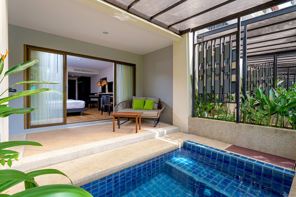 Deevana Patong Resort and Spa 34/68