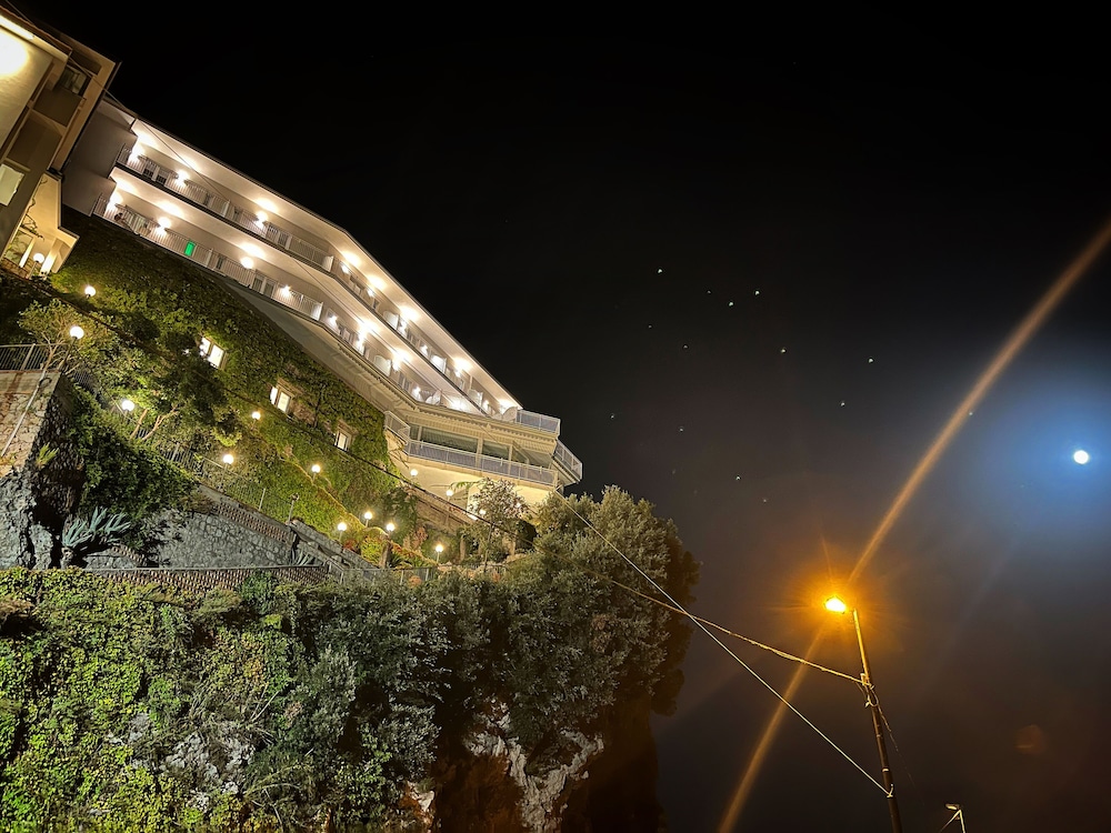 Hotel Le Rocce 4/50