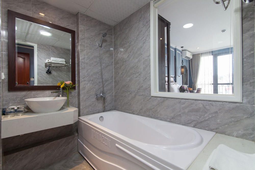 Suddha Boutique Hotel 52/58