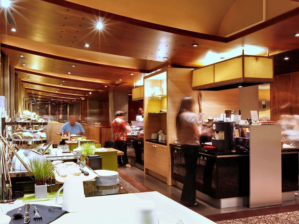 restaurant-cafeteria