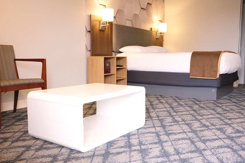 Regency Inn 39/72