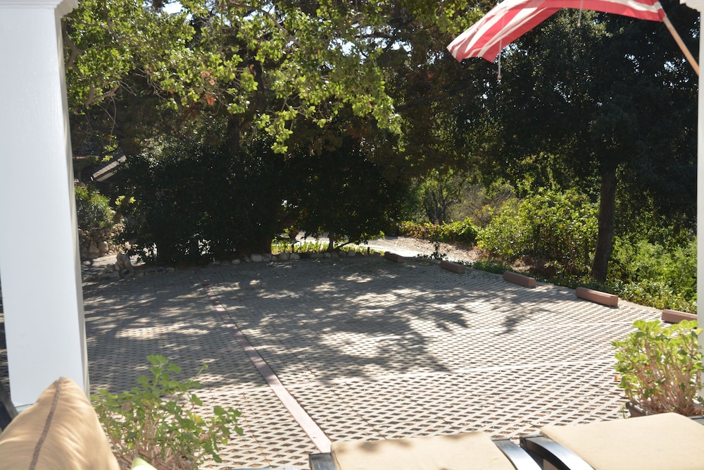 Arroyo Vista Inn 67/72