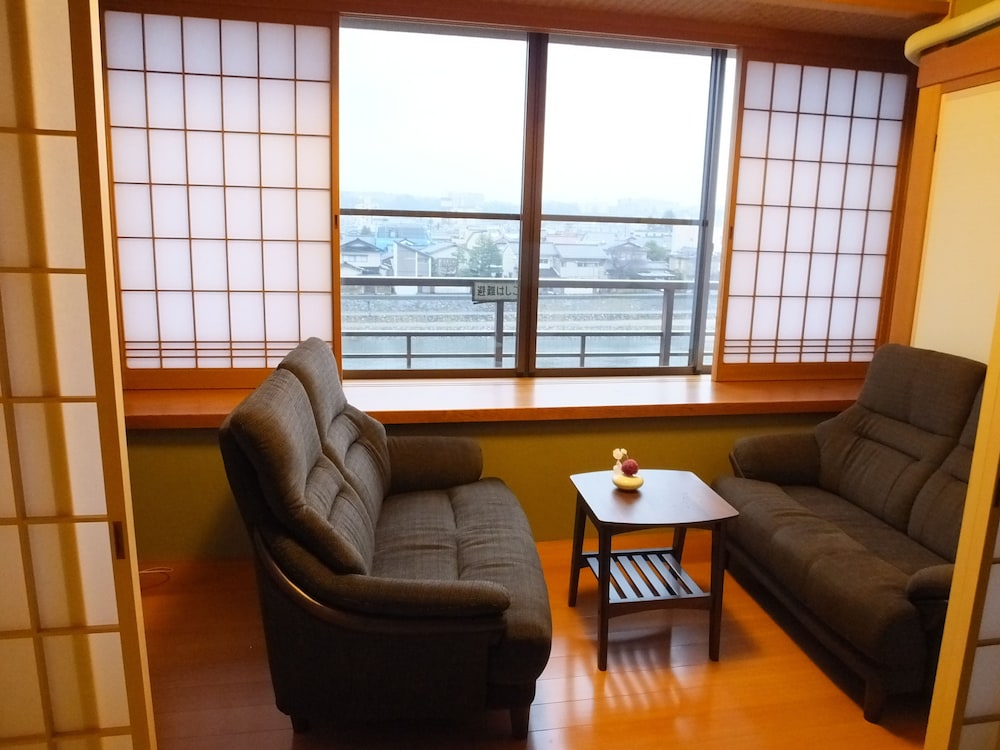 Kanazawa no Yado YUYARURUSAISAI 35/50