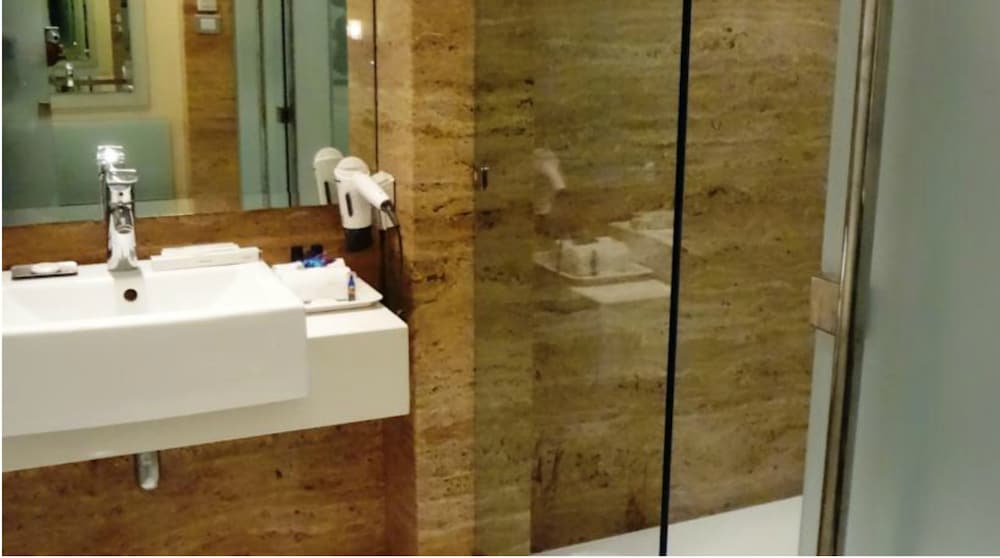 Hotel Residency Andheri 20/55