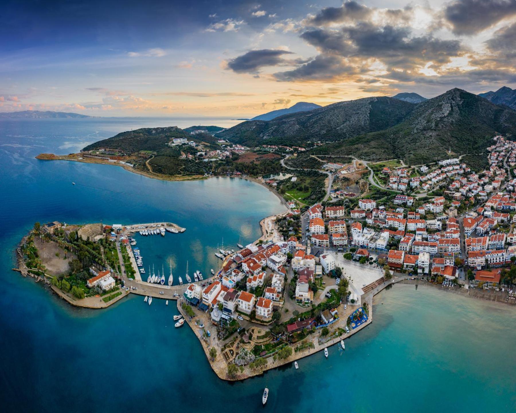 Ozgum Suite Otel Datca 42/50