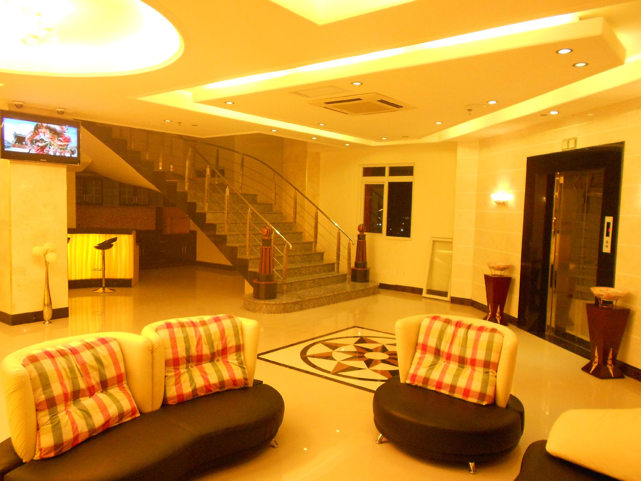 Grand Puncak Lestari Hotel 12/24