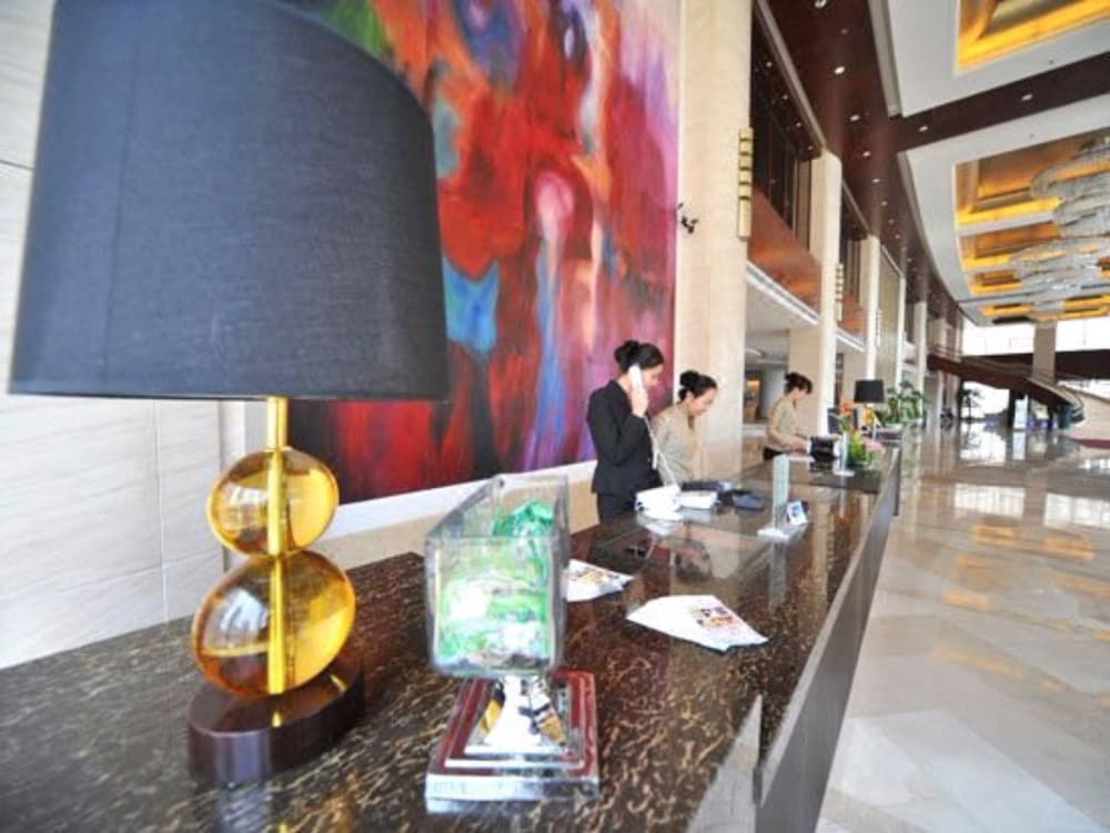 S N Hotel Dalian 19/25