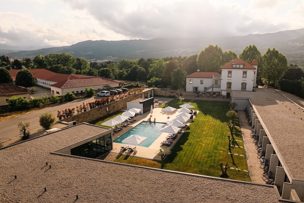 Borralha Hotel Restaurante & Spa 38/41