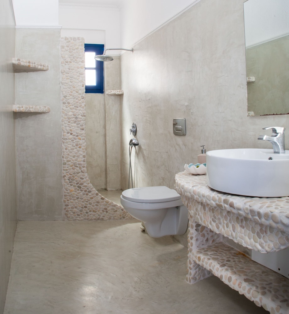 Roula Villa 49/50