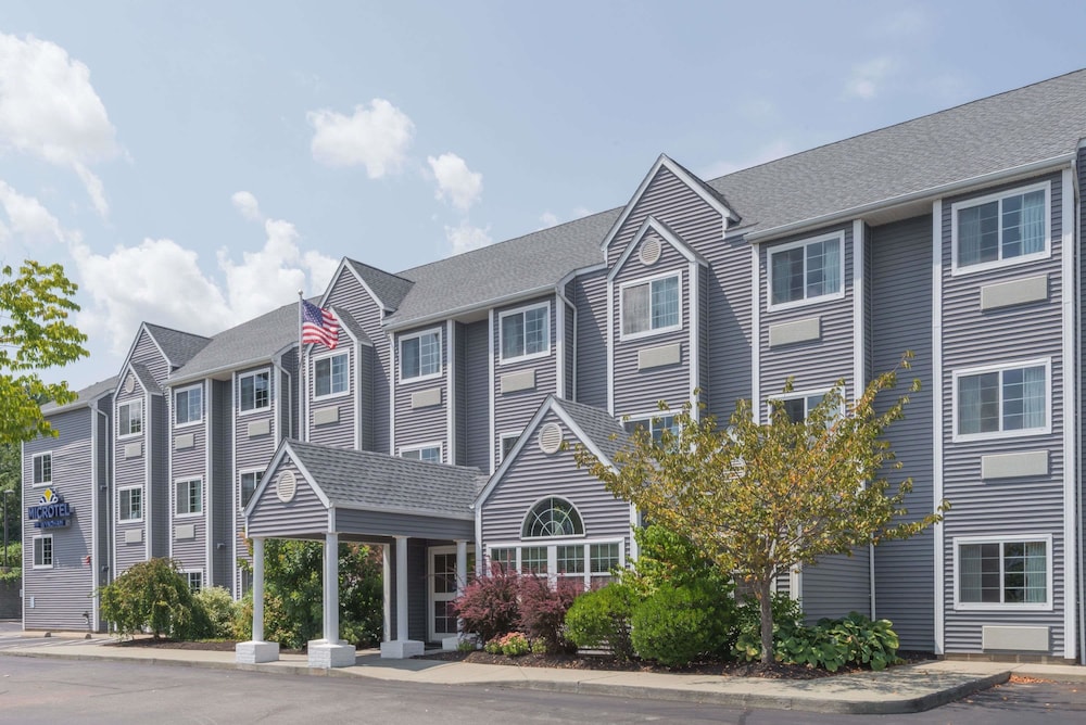 Microtel Inn Suites By Wyndham Uncasville 1/27