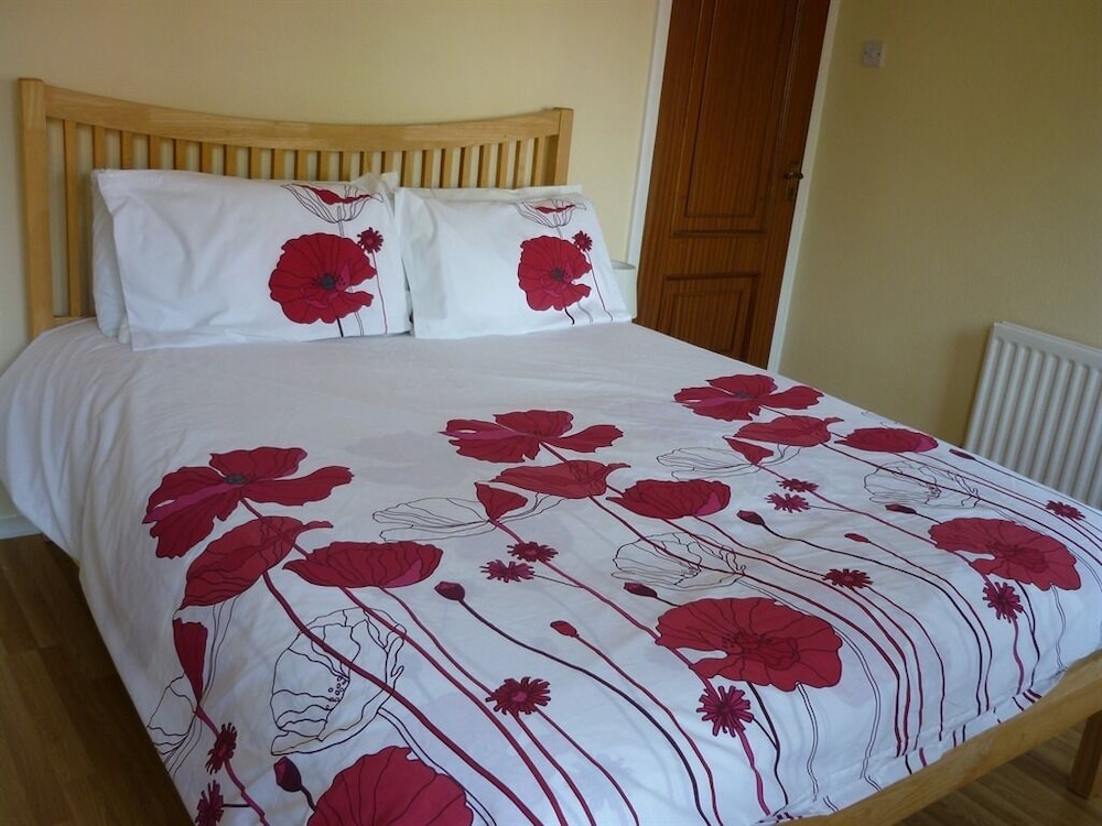 Room, Double Bed, Shared Bathroom