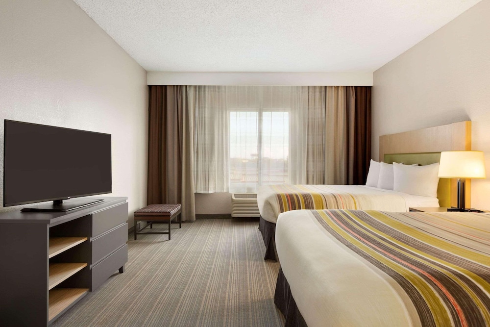 PREMIUM, SUITE, 2 QUEEN BEDS