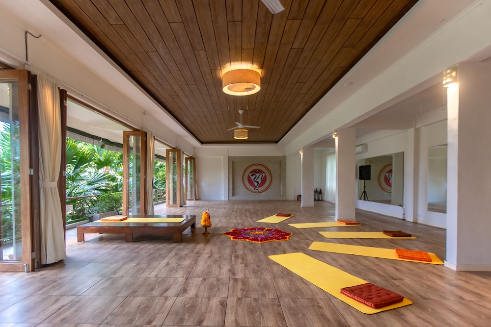 Om Ham Retreat And Resort 11/73