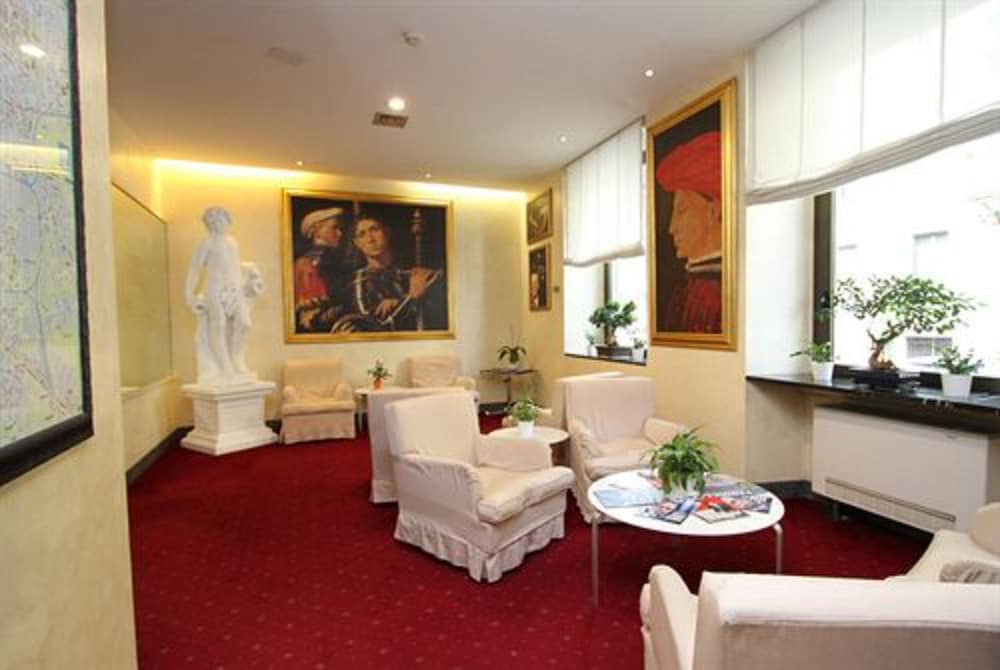 Club Hotel Milan 34/55