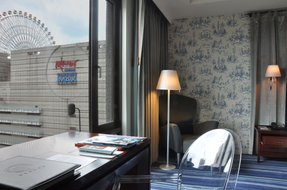 GRAND VICTORIA HOTEL 37/73