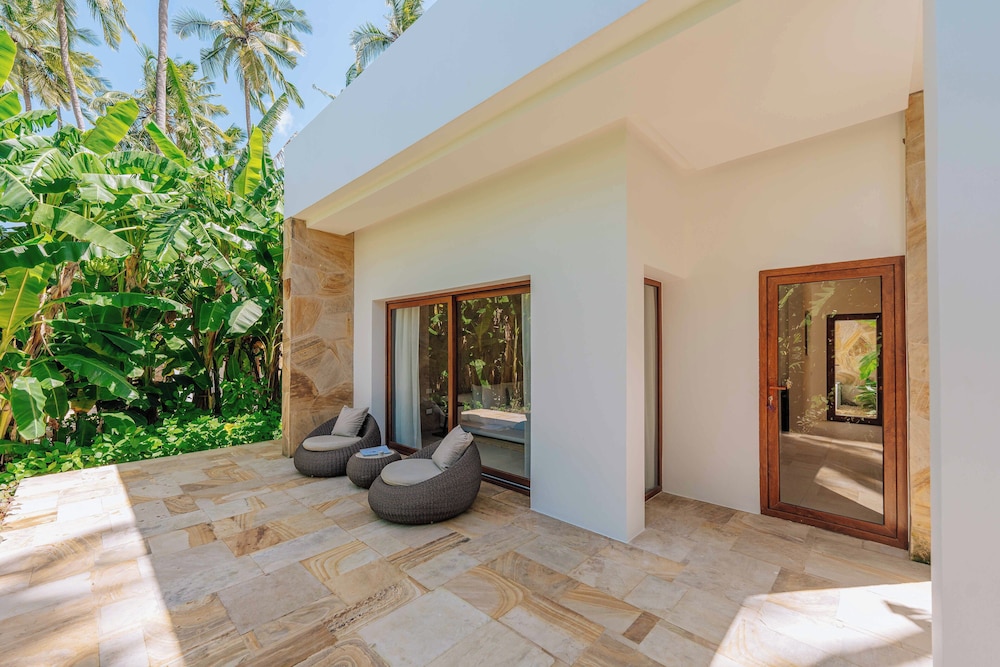 Ycona Luxury Resort 7/60