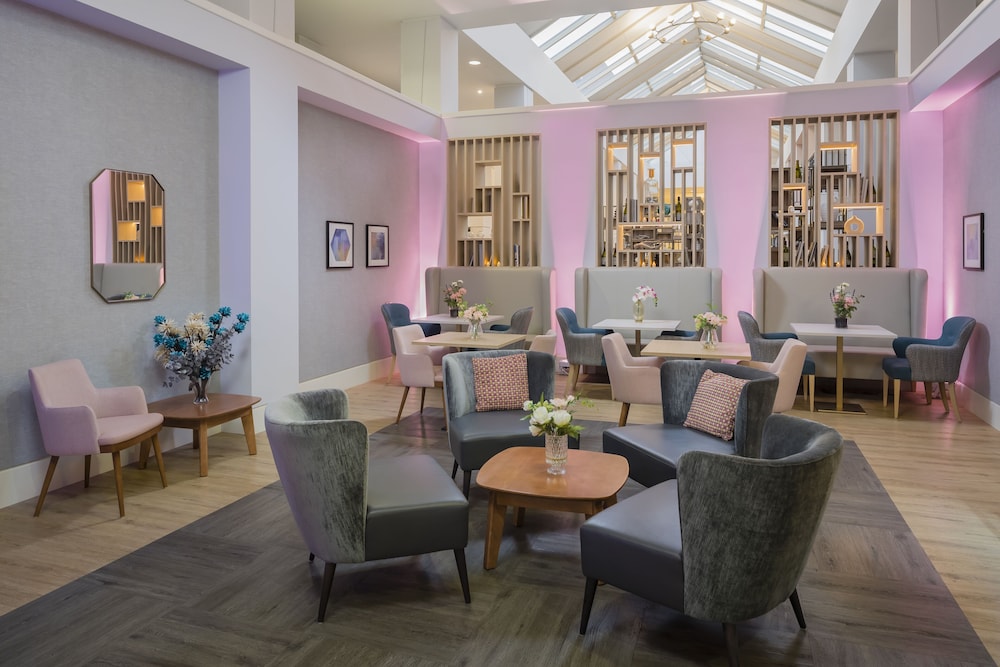 Ashford International Hotel & Spa 45/61