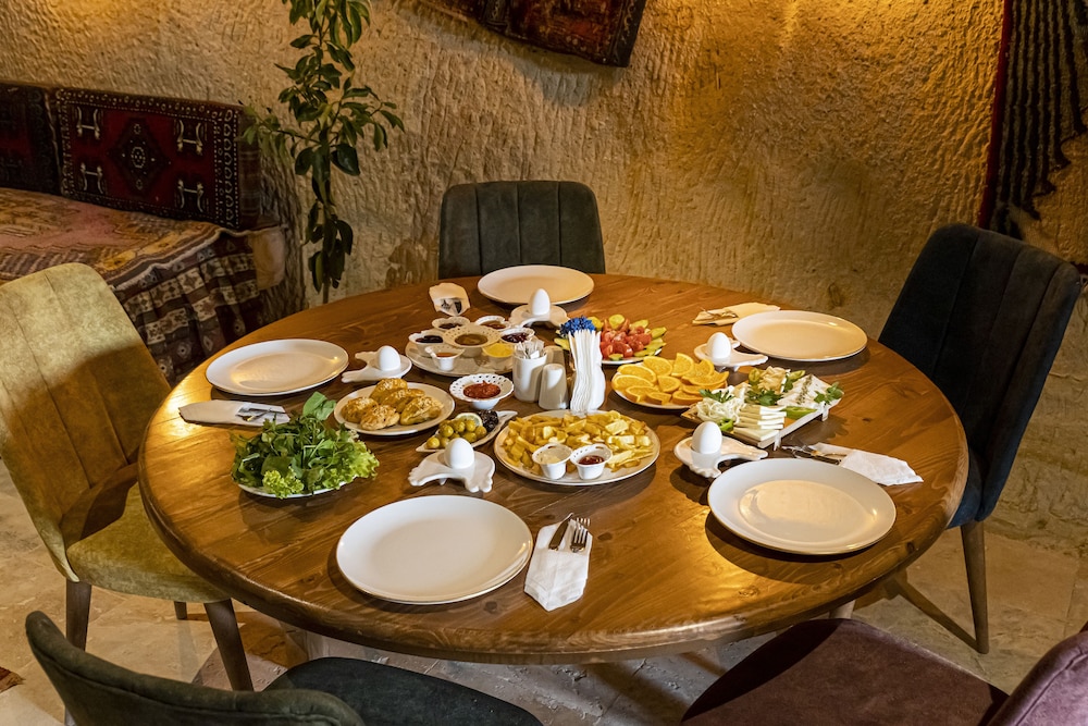 Feris Cave Hotel 35/50