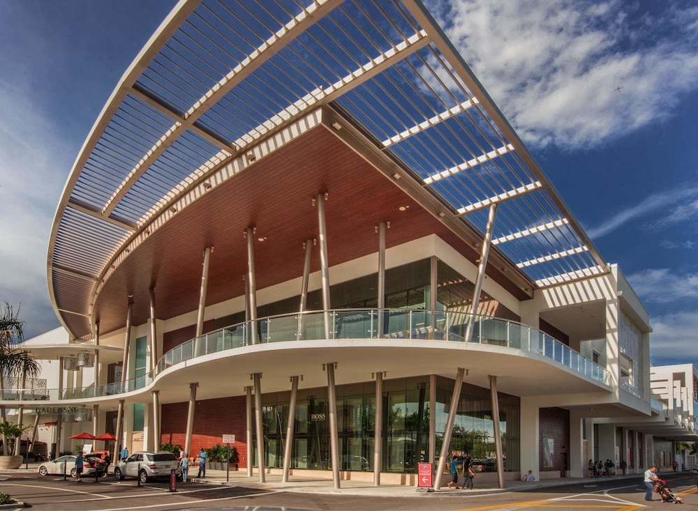 DOUBLETREE BY HILTON MIAMI DORAL in DORAL - FL