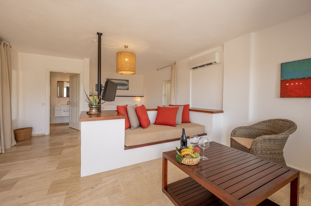 4reasons Hotel And Bistro 37/76