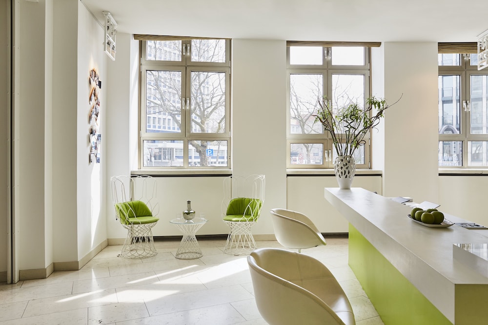 Hotel Indigo Berlin Ku Damm 37/53