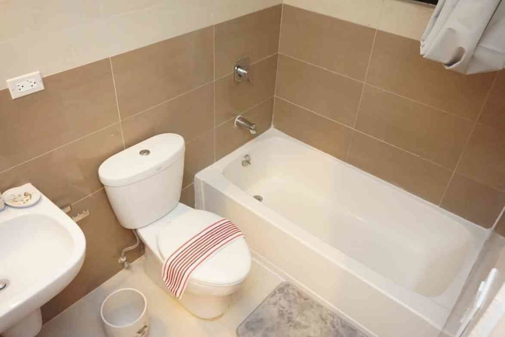 Tumon Bel-Air Serviced Residence 63/64