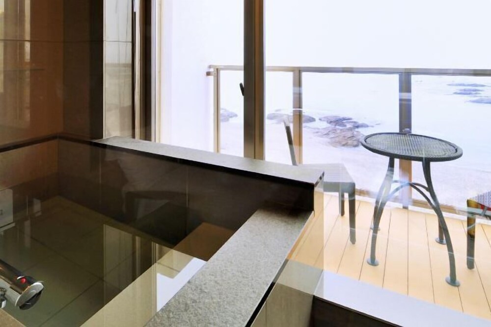 OARAI HOTEL 31/33