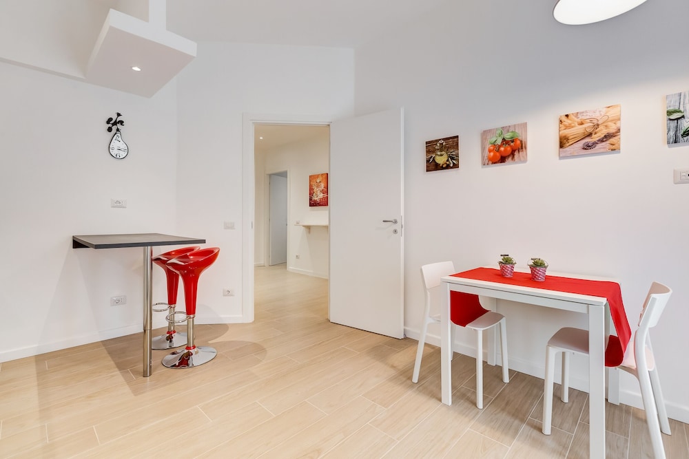 Lovely 3 rooms apartment close Trastevere Station 16/25