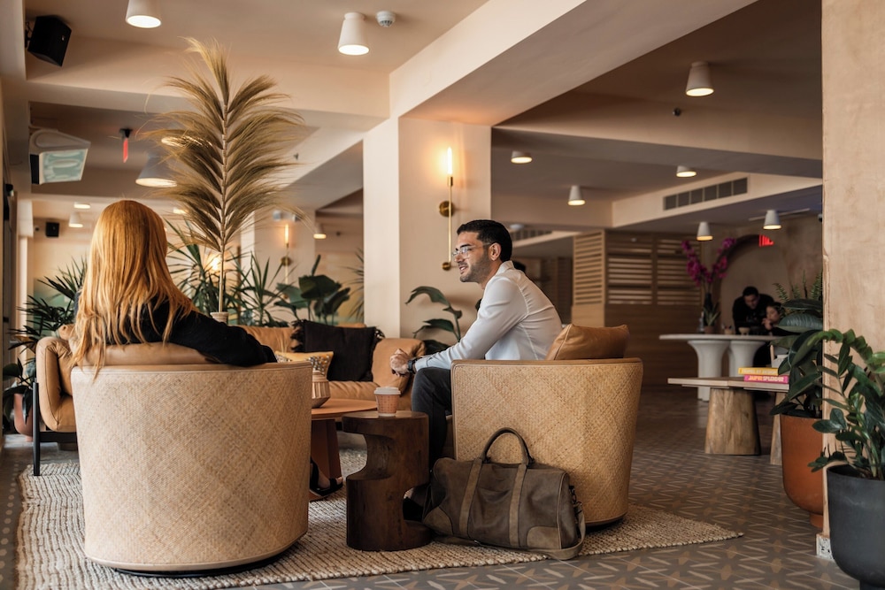HiBird- Apartment and Suites Hotel photo5