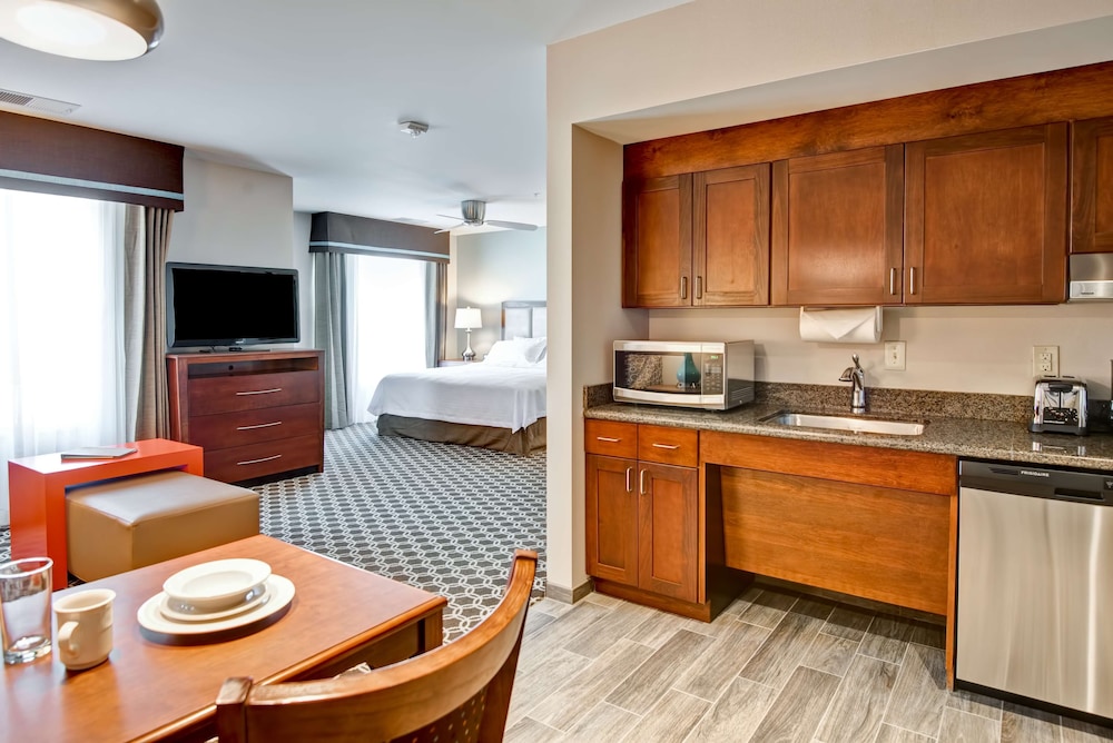 Homewood Suites By Hilton Greeley 10/40