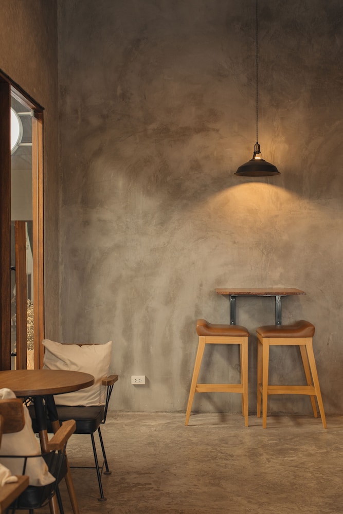 Hostel Urby 33/45