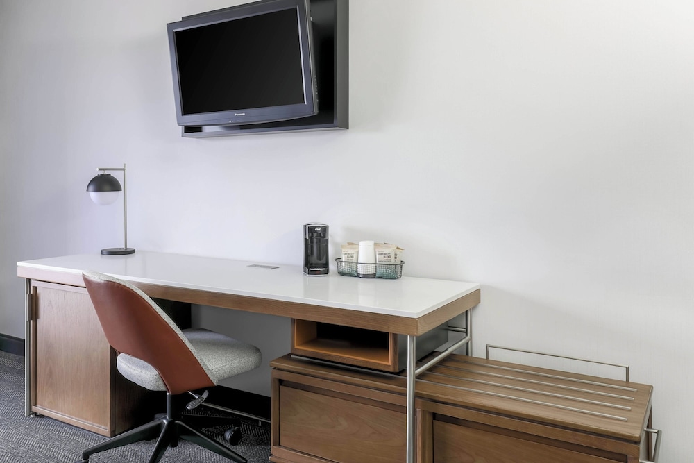 Courtyard by Marriott Boulder Broomfield 25/30
