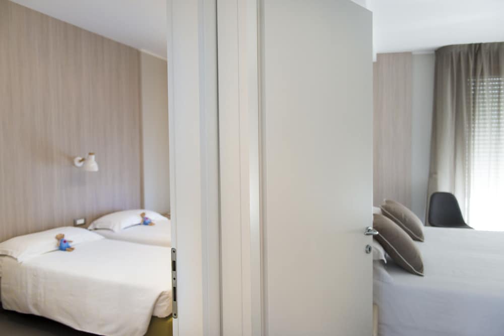 HOTEL DELLE NAZIONI 57/58
