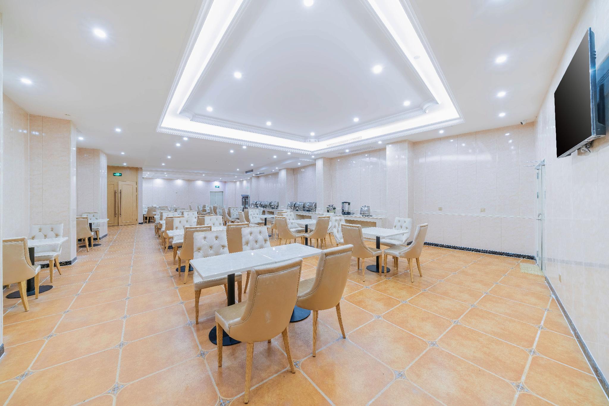 Vienna Hotel (Guangdong Dongguan East Railway Station) 58/62