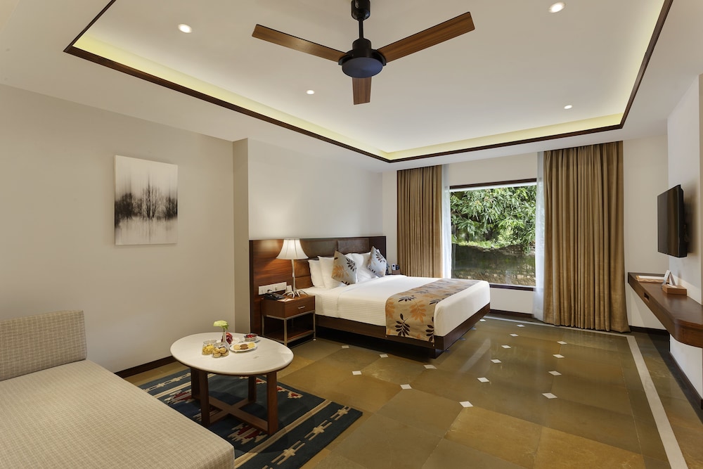 CORBETT RIVERVIEW RETREAT 32/66